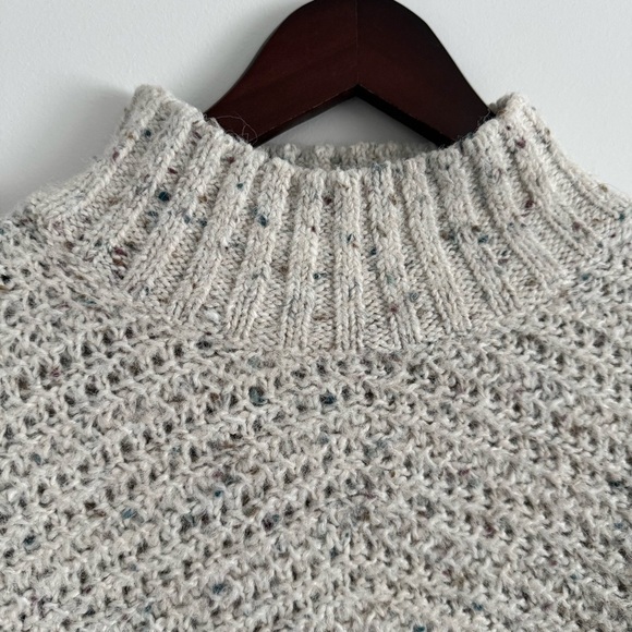 Old Navy Cozy Knit Women's Sweater - Cream and Confetti 🎉 - Picture 4 of 9